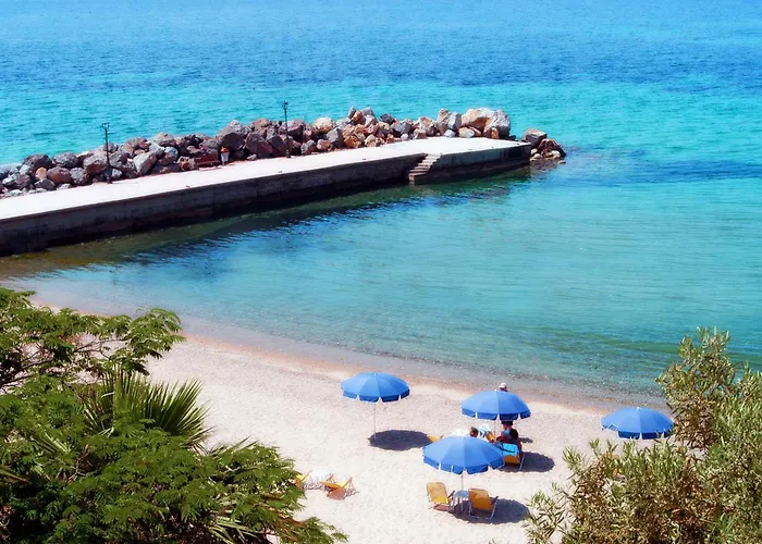 Xenios Loutra Village 3*