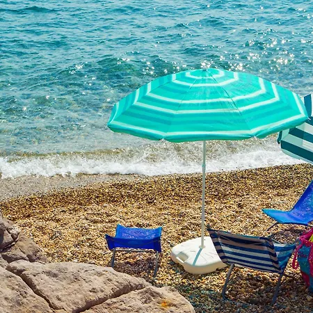 Xenios Loutra Village 3*